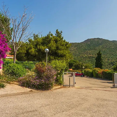 Apartman Le Soleil Des Iles-3 By Interhome Bormes-les-Mimosas