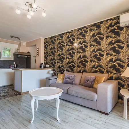 Le Soleil Des Iles-3 By Interhome * Bormes-les-Mimosas
